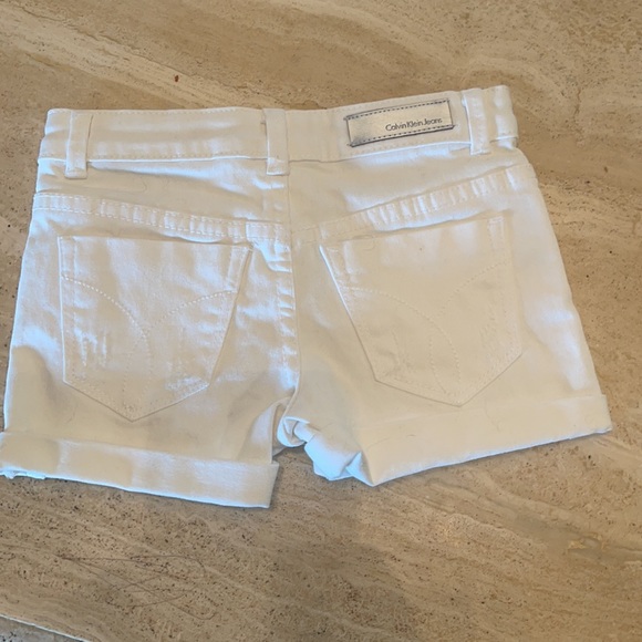 Girls Calvin Klein white distressed shorts - Picture 2 of 4